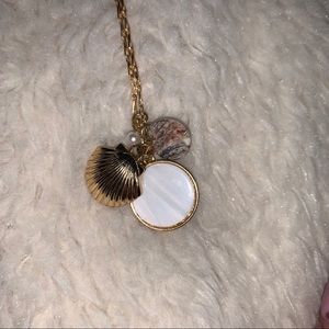 Dry Goods Shell Necklace